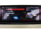 クルマの頭脳ともいえる、管理システム、iDrive。ナビだけではなく、オーディオ操作や車両情報の表示などをコントロールできます。便利さと安全性の向上にも繋がっています。