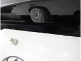 バックカメラが付いているので後方確認が非常にしやすいです。今や運転初心者も熟練者も必須装備!ついていて損はないですね♪
