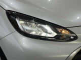 LEDヘッドライトです。デザイン性がよくとても明るいので、夜間の走行や悪天候でも安心です。しかも長寿命!