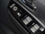 電動格納式ドアミラー・パワーウインドウを装備しています。