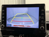 バックガイドモニターで、後方を確認しながら安心して駐車することができます。運転初心者も熟練者も必須の機能ですよ!