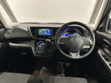 視界広がる、開放的な運転席です!