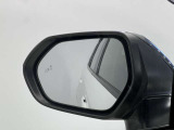 【ブラインドスポットモニター】車線変更時などに隣車線の死角にいるに車を検知してくれます。併せて目視もしましょう!