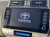 【メーカー純正9型ナビ】インテリアに溶け込むスタイリッシュな「専用設計」メーカーナビを装備♪視認性や操作性など基本性能にも優れ、より上質なカーライフをお楽しみいただけます。