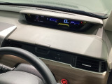 ドライブのサポート、車内の収納スペースも充実してます♪