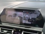 【アラウンドビューモニター】バックカメラに加え、360度のカメラで駐車も楽々。駐車が苦手な方でも安心してお乗りいただけます。