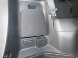 非常時やキャンプなどに役立つAC100Vコンセント付きです。