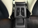 車両の詳細、ご質問につきましては、弊社営業スタッフまでお気軽にご連絡下さいませ。遠方のお客様には実車の詳細画像送信も承ります。お客様からのお問合せをお待ち致しております。
