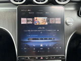 大型ディスプレイ装備。見やすく、車内の先進感を高めます。
