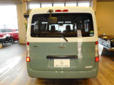 弊社では全車AIS(検査専門機関)の査定を受けており、300項目以上を検査したAISの車両品質評価書を付けてお渡しいたします。