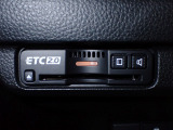 デザインスッキリのビルトイン『ETC』!高速道路の特典はもちろん、キャッシュレスなので料金所では徐行するだけで通過可能です!