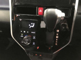 オートエアコンです。温度設定ができます。冷え性の方が乗っても安心ですね♪