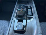 e-POWER独自のシフトノブです。感覚で入力できますので運転操作が楽になります