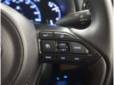 ハンドルから手を放さずに操作出来ますので、安全運転にもつながりますね