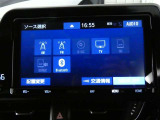【オーディオ選択画面】AM/FMの切替や、交通情報もこちらの画面から選択できます。