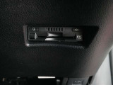 ETC車載器付きです。高速道路の料金所もスムーズに通過できます。