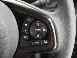 ◆アダプティブクルーズコントロール◆予め設定した車速内でクルマが自動的に加減速。前走車との適切な車間距離を維持しながら追従走行します。【LKAS】車線維持支援システムでステアリング操作を支援。