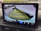 バックカメラも装備しております。車庫入れの苦手なお客様、もうご心配いりません。バックカメラがあれば、ぶつける心配無し?!重宝します!!