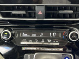 設定した温度に合わせて、風量を自動でコントロールし、車内を常に快適な温度に保つことができます