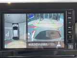 アラウンドビューモニターは4方のカメラで真上から車を見たようにモニターで確認ができる日産の自慢の装備です。是非実際の車で体感してみてください。