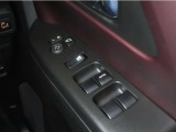 後部座席の両ドアはスライドドアになってます!運転席からの開閉が可能です!!