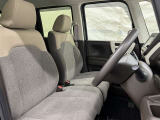 見通しのよいすっきりとした視界で、誰でも運転しやすいです。運転のしやすさは疲れにくさにも繋がりますよ♪