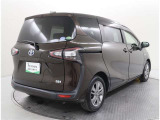 リヤ5面はプライバシーガラス☆強い日差しや車外の視線から室内を守ってくれます。