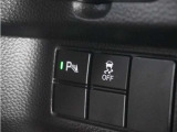 ◆パーキングセンサーシステム◆車庫入れの時などに近くに障害物がある場合、障害物までの距離を音で知らせてくれます。