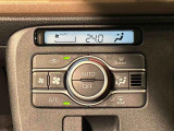 車内空調は&rdquo;AUTOエアコン&rdquo;にお任せ。運転に集中出来ますよ!
