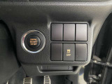 プッシュスタートシステムです。ブレーキを踏みながらスイッチを押すだけでエンジンがかかります!