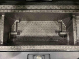 ラゲージの底には、大容量の収納ができる深底ラゲージアンダーボックス。小物のキャンプ道具の収納に大活躍!