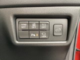 DSC(横滑り防止機構)やBSM(隣車線上の側・後方からの車両接近を通知)、LDWS(車線逸脱警報システム)で安全運転をサポート!
