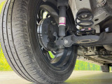 お車を安心してお乗りいただく為には、足回りの定期点検が欠かせません。サービスサポート(有償保証)では無料点検もご提供しており、安心のカーライフをお過ごしいただけるサポート体制が整っています。