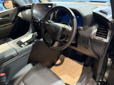 カスタマイズカーを中心に、人気車種を常時60台以上展示中!U-BASE湘南0466-46-7511 藤沢市湘南台7-26-1