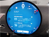 MINIのメーターパネルは円をコンセプトにデザインされております。おしゃれで愛嬌のあるMINI独自のデザインに惹かれる方は数多くいらっしゃいます。
