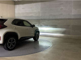 LEDヘッドランプです。十分な明るさを保ちつつも消費電力が少なく、バルブ寿命も長いのが特徴です。瞬時にMAXの光量を発揮するのもLEDならではです。