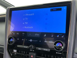 ディスプレイオーディオを装備。スマホとクルマをつなぐことで、これまでのナビに加えて、いろんなサービスが楽しめます。