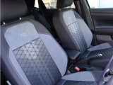 運転席の状態も良好。シートのへたりや使用感も少なく、丁寧に扱われてきたことがうかがえます。
