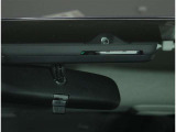 TOYOTA SAFETY SENSEは道路状況、車両状態、天候状態及びドライバーの操作状況などによっては、作動しない場所があります。
