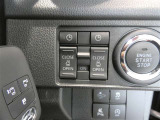 両側パワースライドドア付きだから、狭い駐車スペースなどでの 乗り降りラクラク!小さなお子さまのいるご家庭には嬉しい装備。