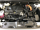 排気量は2500cc!エンジンルーム内も高品質カー洗浄技術「まるまるクリン」実施済みです!悪路でも高い走行性能を発揮する4WDです!