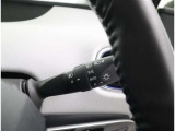 とっても便利な【オートライト】付き、周りの明るさに応じてヘッドライト・スモールランプ等を自動でON・OFF、トンネルや山道の走行に役立ちます。
