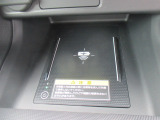 置くだけ充電システムも装備されております。