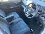 運転席。高さもちょうど良く乗り降りもしやすいです。