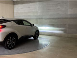 LEDヘッドランプです。十分な明るさを保ちつつも消費電力が少なく、バルブ寿命も長いのが特徴です。瞬時にMAXの光量を発揮するのもLEDならではです。