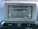 日差純正CDチューナーです AMFMラジオ付き