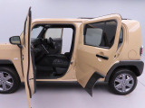 愛知ダイハツではお車をご購入頂いた後が本当のお付き合いのスタートだと思っています。 ですので定期点検や車検もお得なパックをご用意してお客様に頼りにされるダイハツディーラーを目指しています☆
