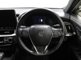 各操作スイッチなどもハンドルから手を放すことなく操作可能で安全運転に支援いたします!