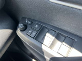 運転席側パワーウィンドウスイッチ