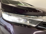 LEDヘッドライト(右側)です
